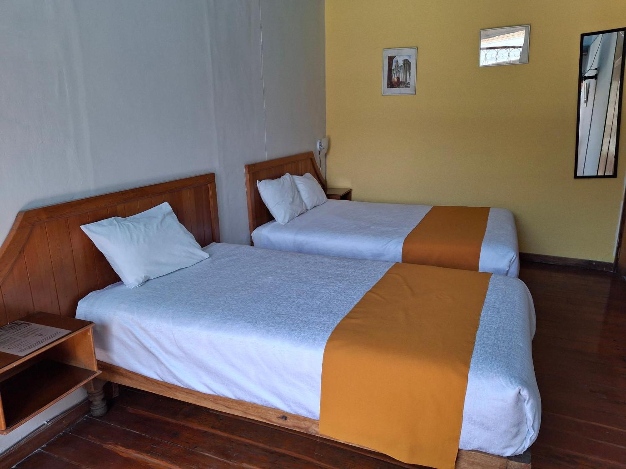Hostal Lluvia De Oro Arequipa Esterno foto