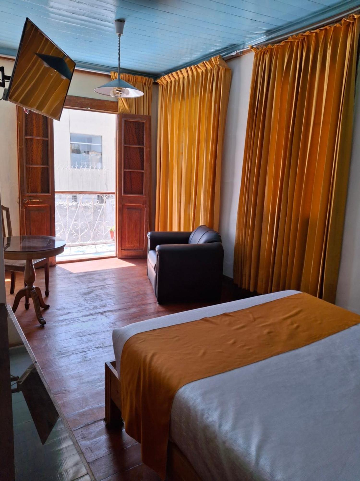 Hostal Lluvia De Oro Arequipa Esterno foto