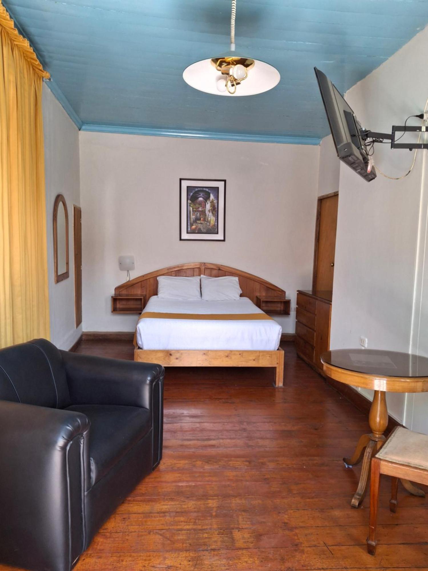 Hostal Lluvia De Oro Arequipa Esterno foto
