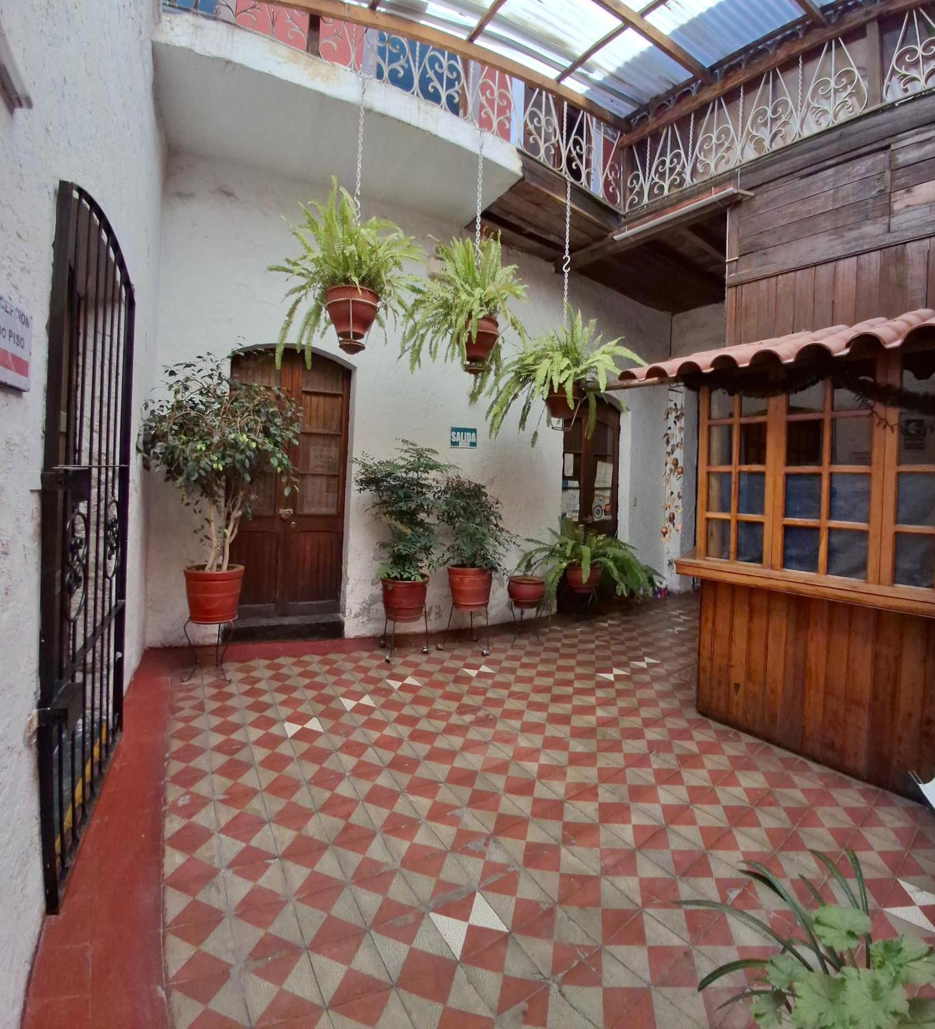 Hostal Lluvia De Oro Arequipa Esterno foto