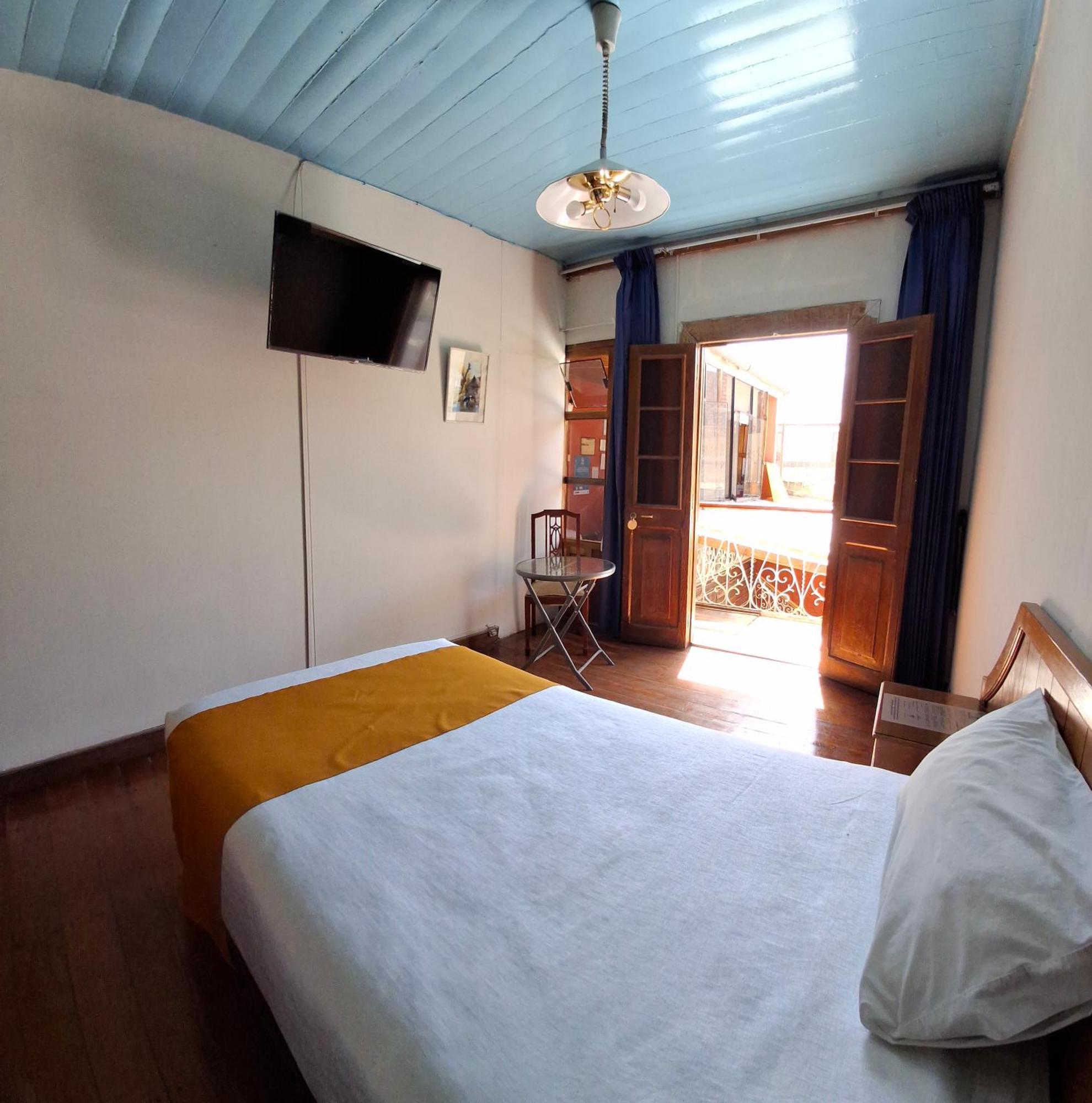 Hostal Lluvia De Oro Arequipa Esterno foto