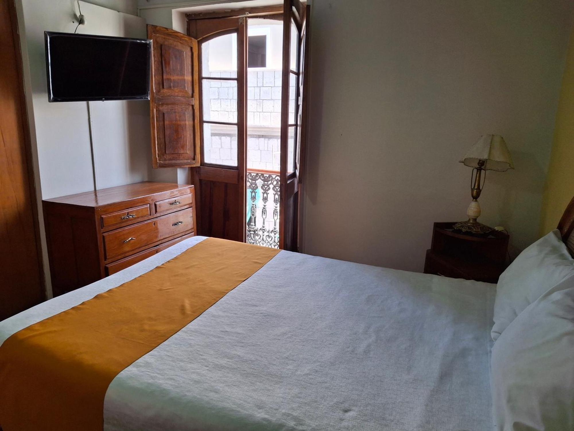 Hostal Lluvia De Oro Arequipa Esterno foto