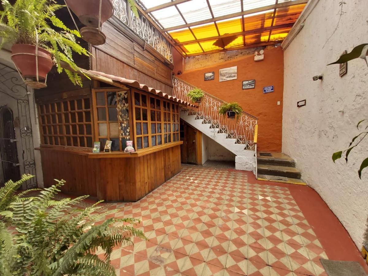 Hostal Lluvia De Oro Arequipa Esterno foto