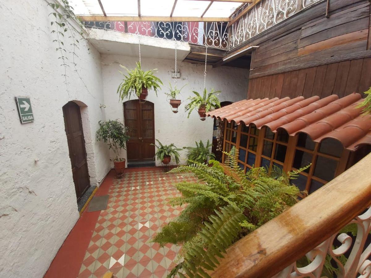 Hostal Lluvia De Oro Arequipa Esterno foto